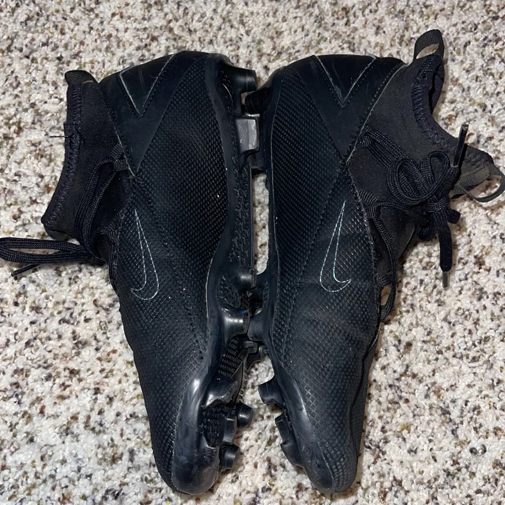 Phantom vsn Nike Soccer Cleats Youth sz 3.5